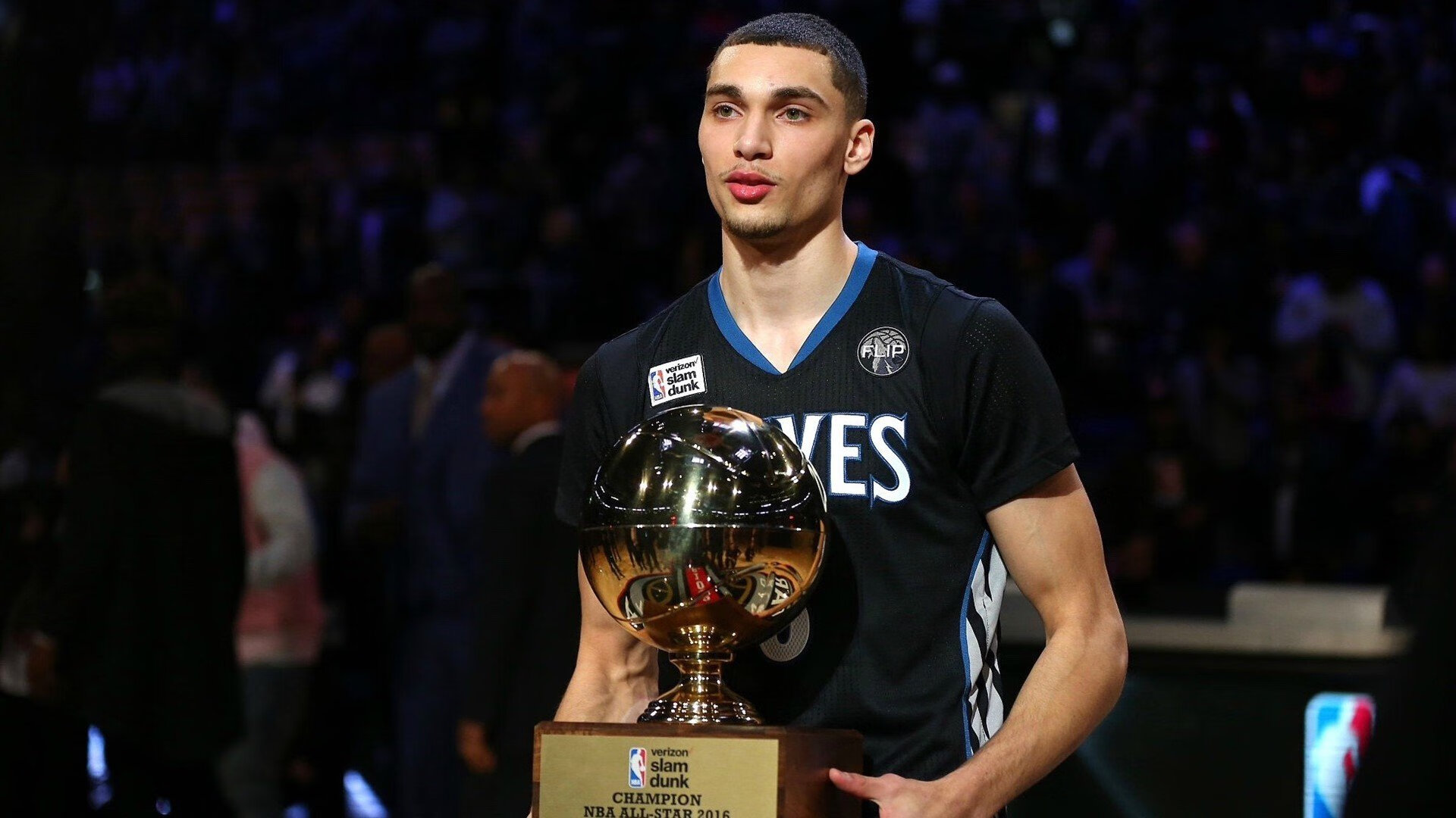 红魔之火与枫叶之殇，当体系碾压天赋，个人英雄主义如何点燃绿茵？