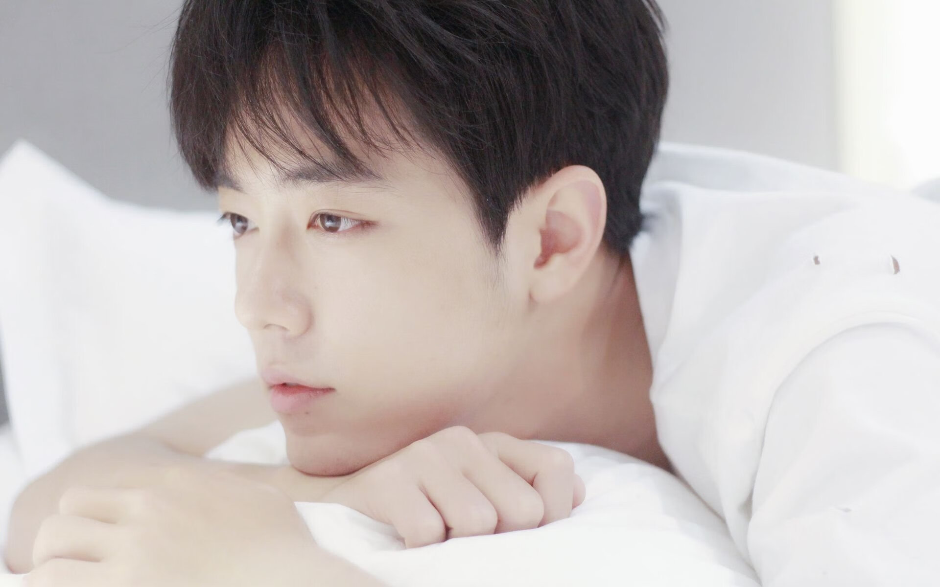 破晓时,我们掀翻了黄金权杖