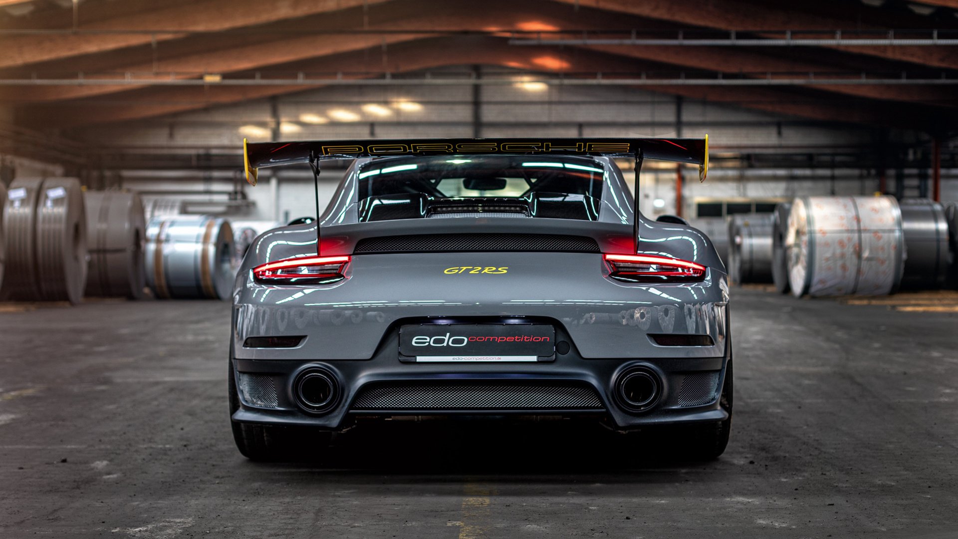 罕见！牙买加历史首战比利亚雷亚尔，穆勒表现堪称战术教科书