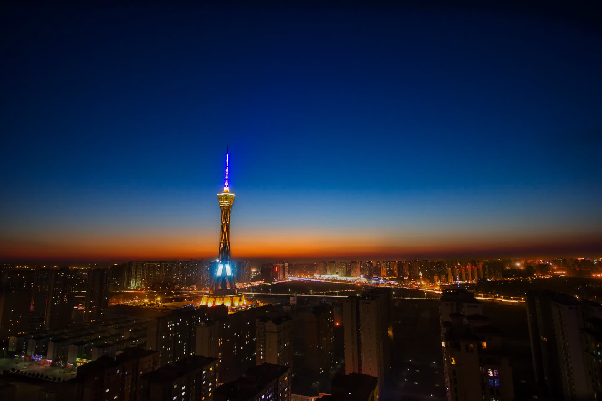 冰与火的交响诗,三笘薰用控球艺术雕琢瑞士血色绝杀